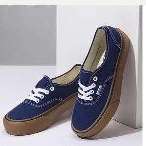 NEW Authentic Vans Platform Sneakers